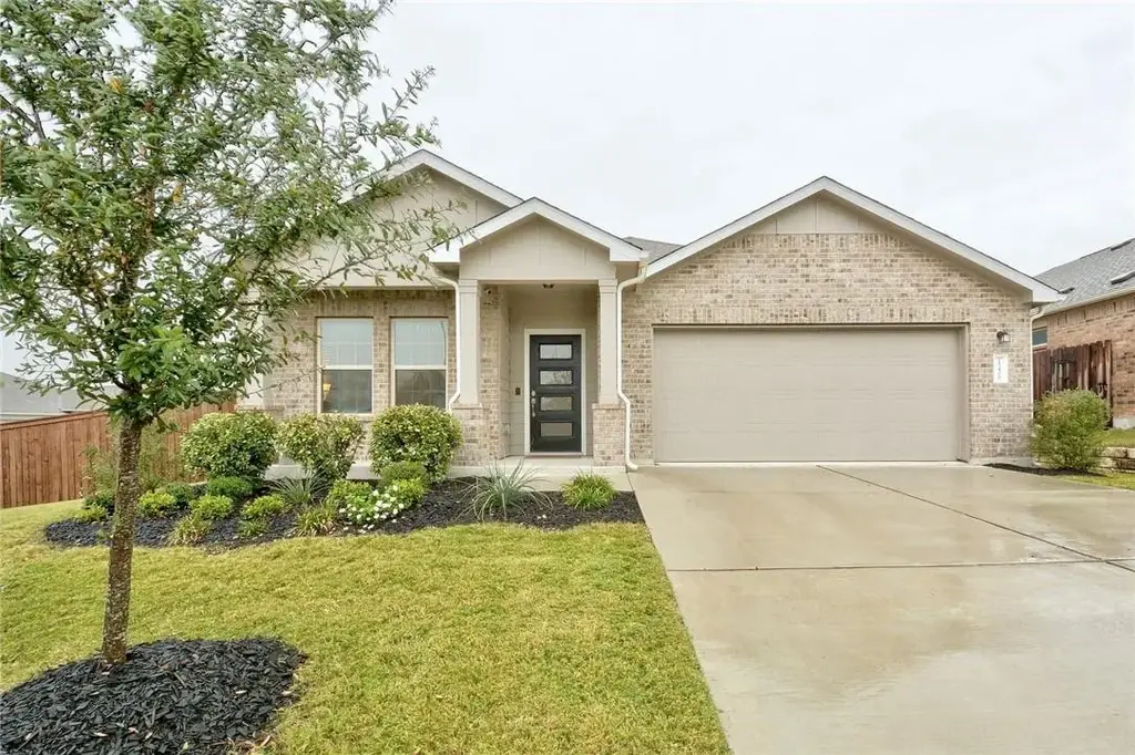 15400 Summer Ray Drive, Del Valle