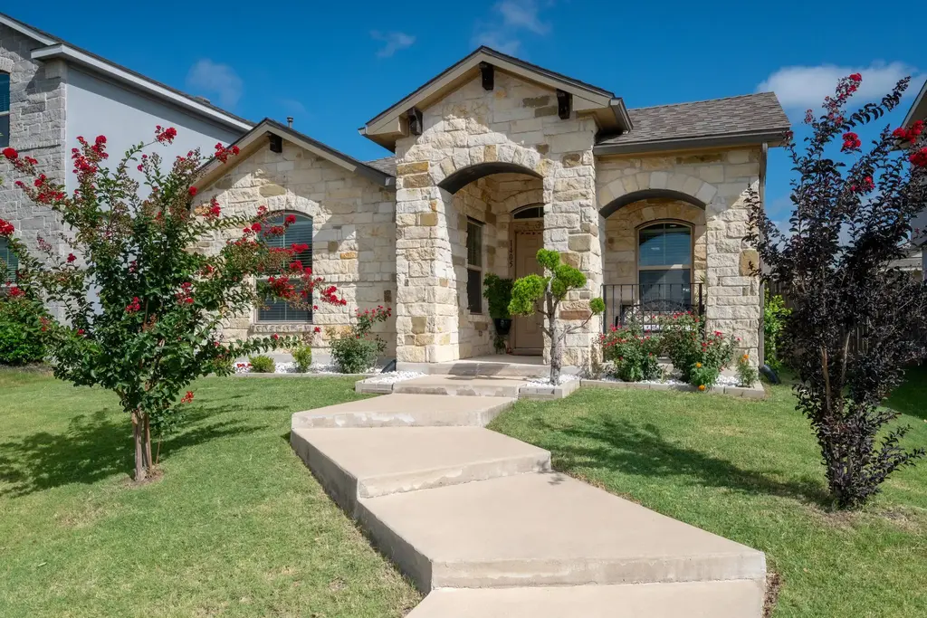 1405 Bess Cove, Leander