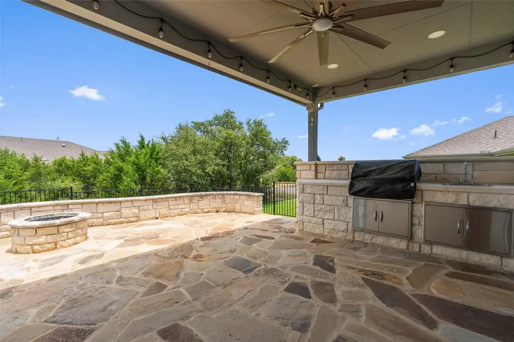 202 Spanish Star Street, Georgetown