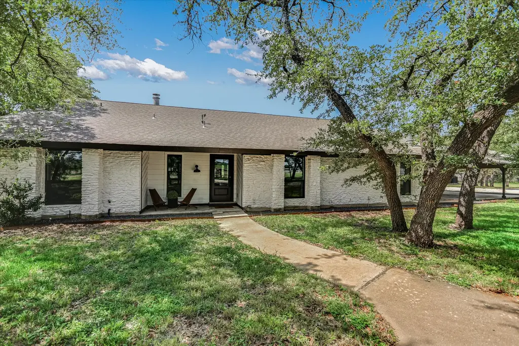 4717 Sam Bass Road, Round Rock