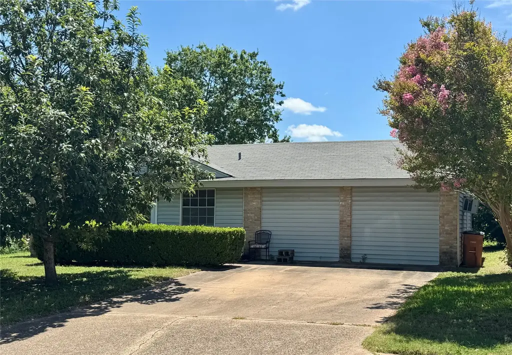 5813 Cedardale Drive, Austin