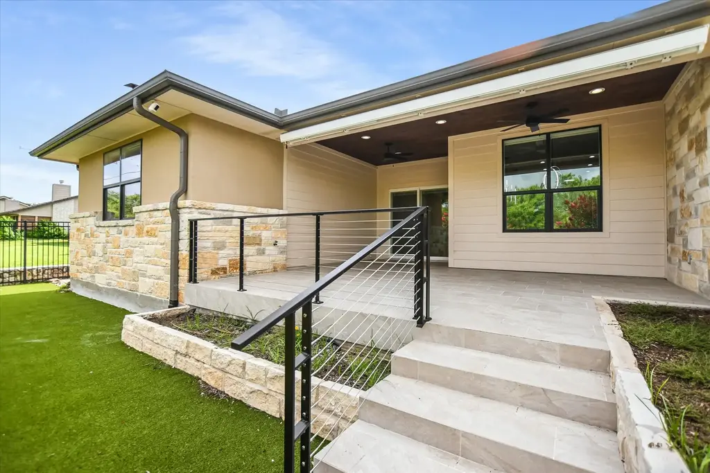 416 Hi Circle W B, Horseshoe Bay