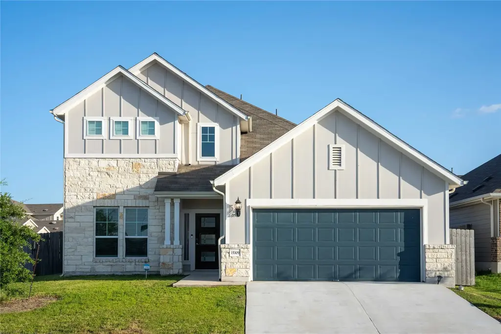 15309 Grenadine Bloom Cove, Del Valle