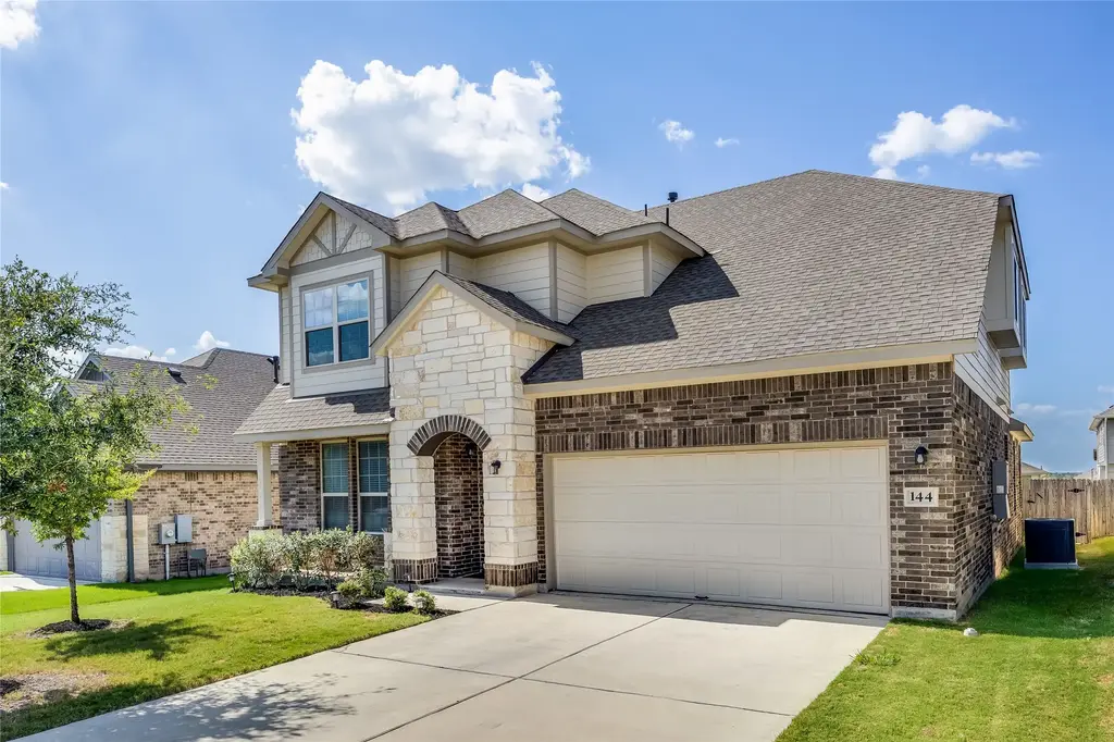 144 Falkland Street, Hutto