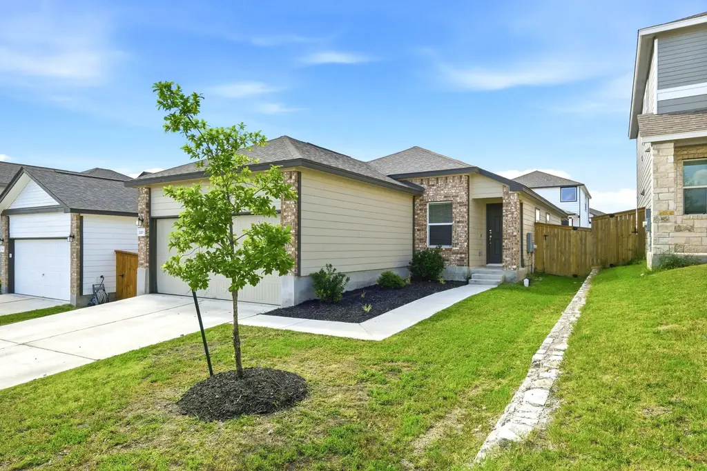 220 Lucky Texan Road, Jarrell