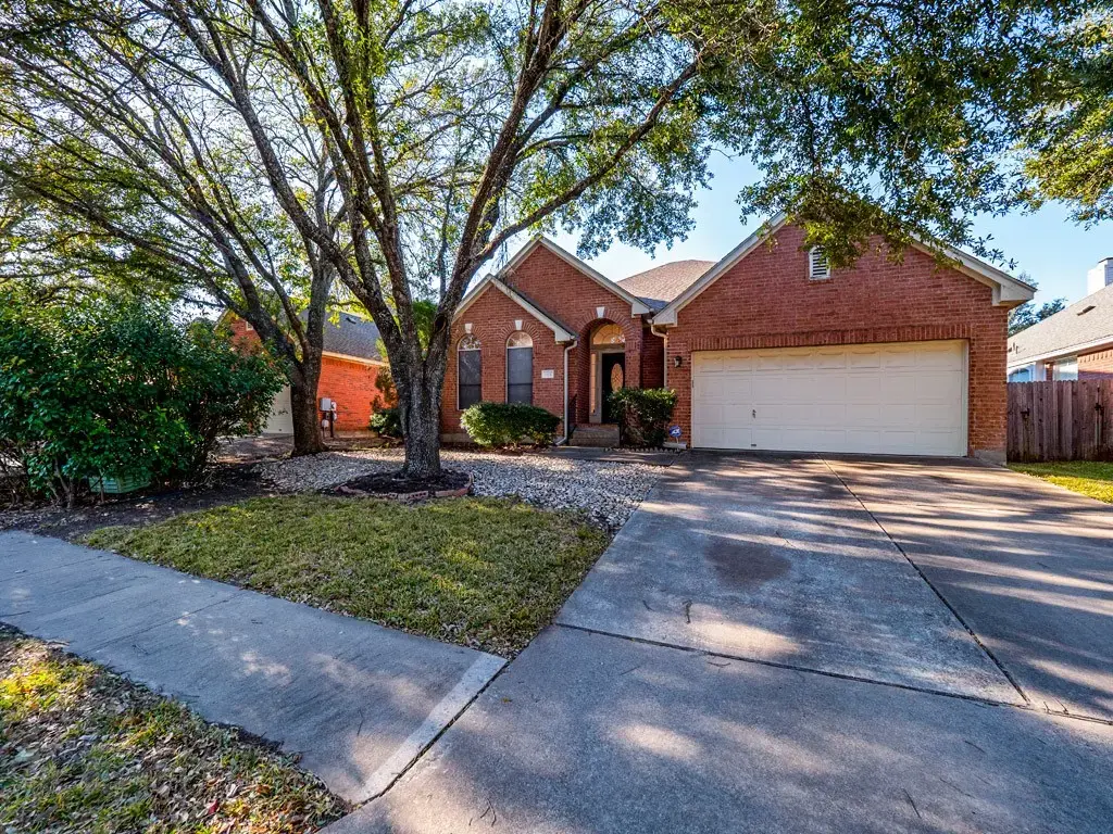 1901 Dapplegrey Lane, Austin