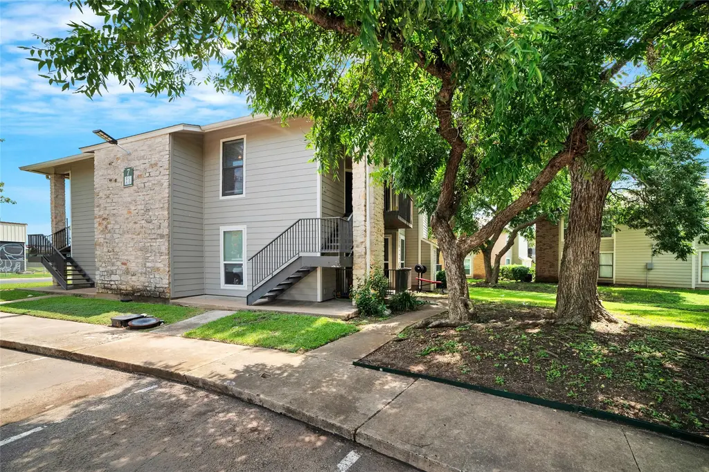 10616 Mellow Meadow Drive 7c, Austin