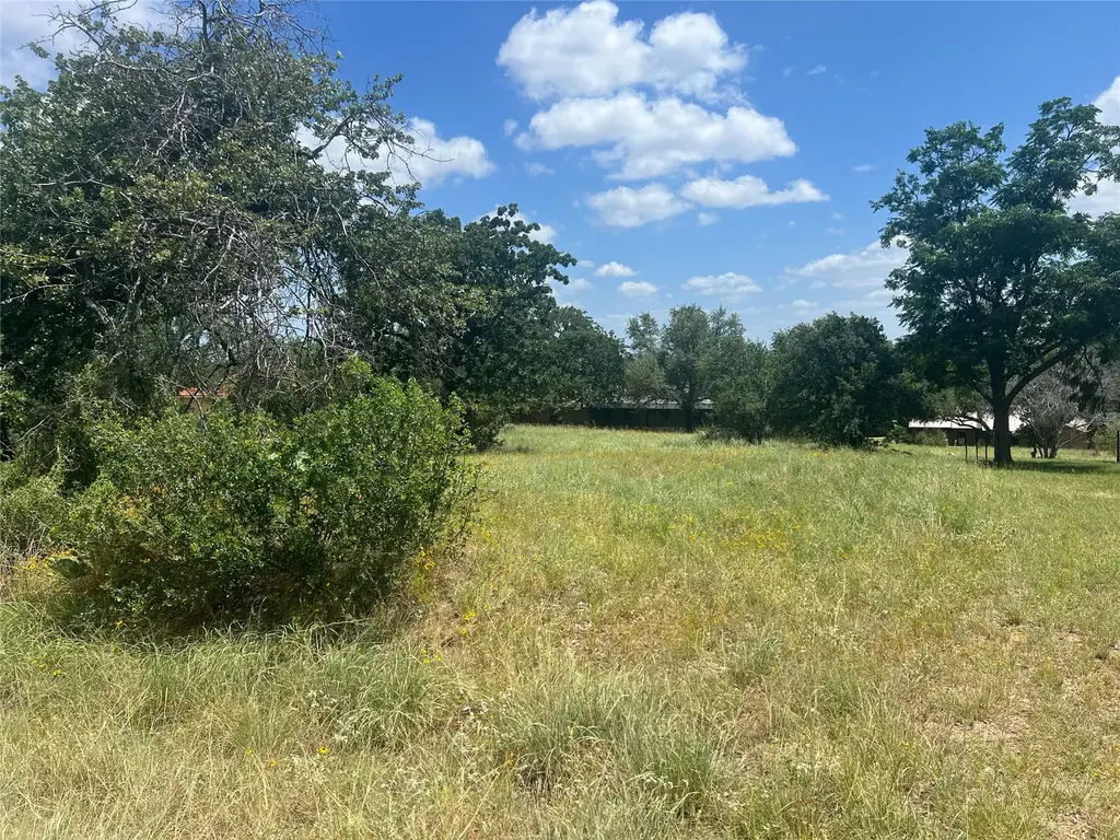 106 Comanche Agate, Horseshoe Bay