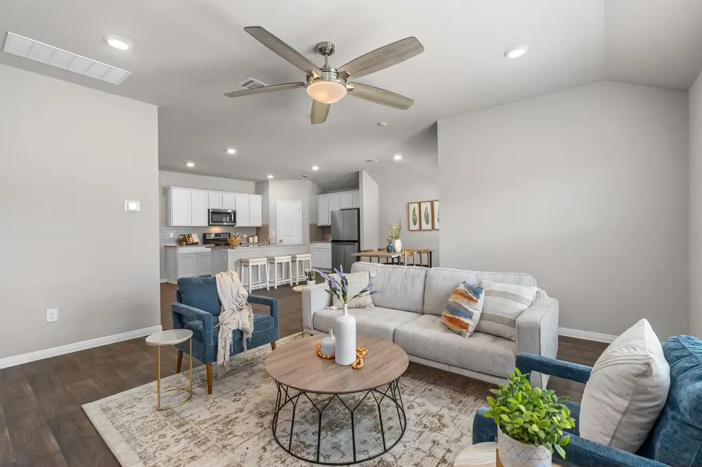 19525 Abigail Fillmore Road, Manor