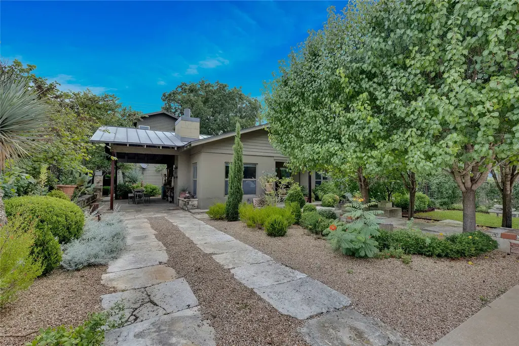 1306 Norwood Road A, Austin