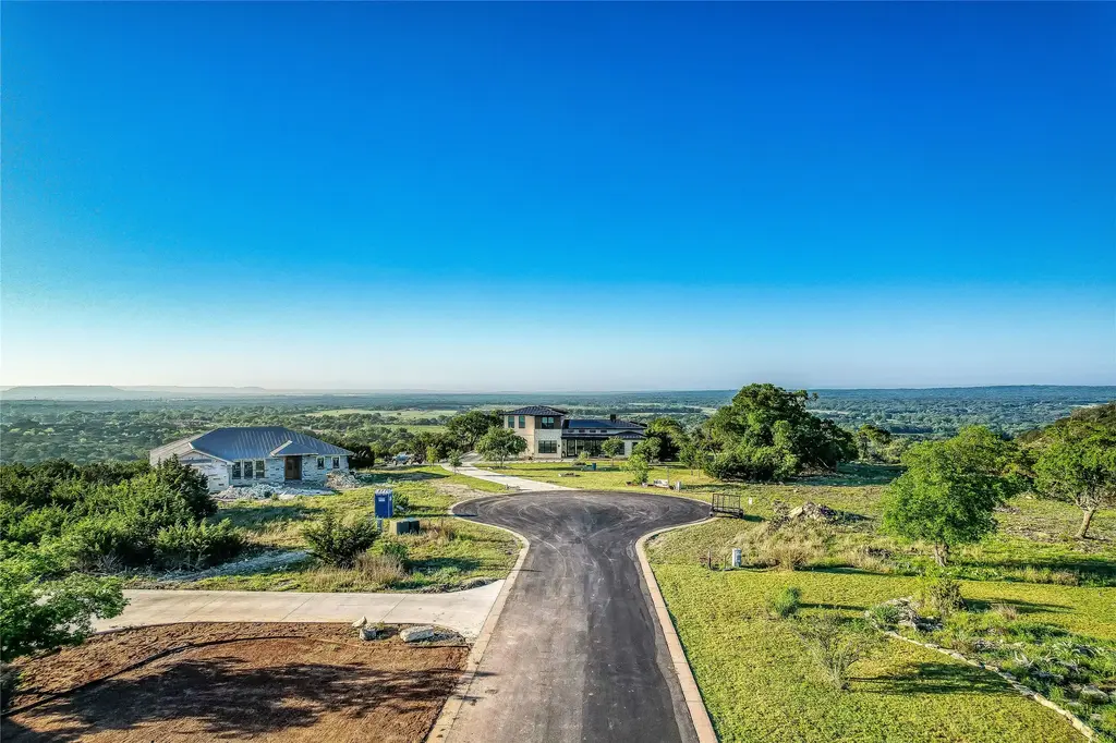 102 Big Sky, Burnet