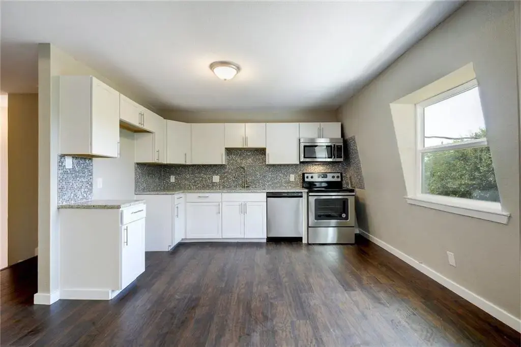 7204 Twin Crest Drive 102, Austin