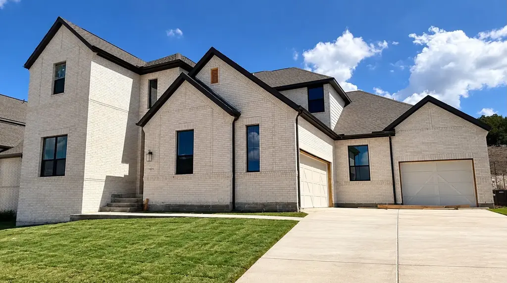 1404 Jolie Rose Bend, Leander
