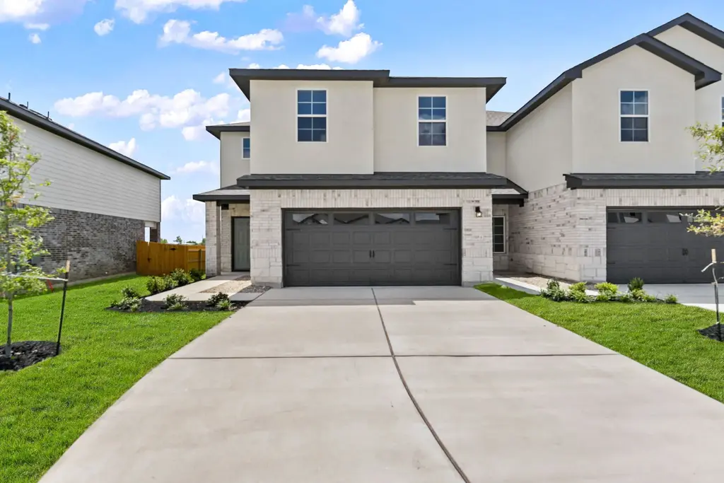15109-a Afleet Alex Street, Manor
