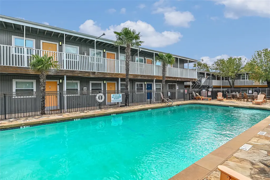 2401 Manor Road 131, Austin