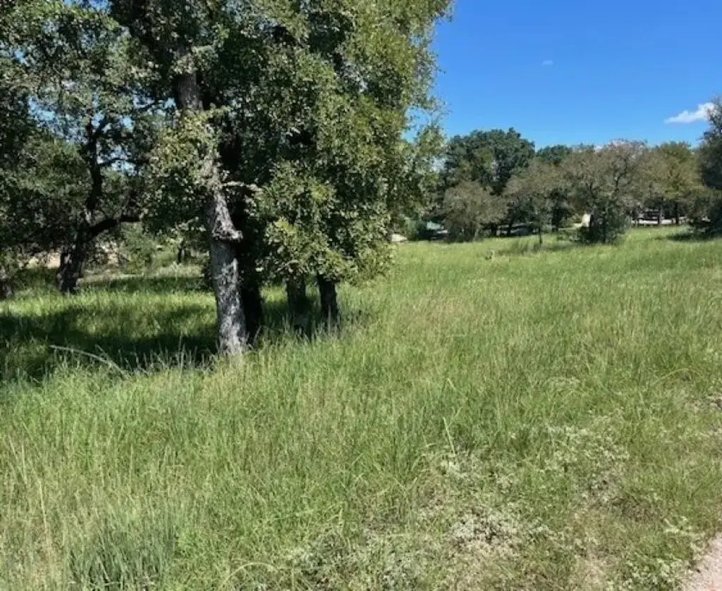 W1111 Blister Gold / Bay West Boulevard, Horseshoe Bay