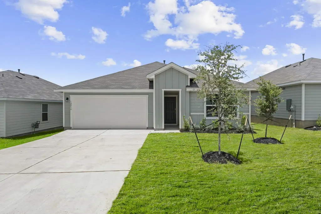 12216 Silverton Tree Bend, Mustang Ridge