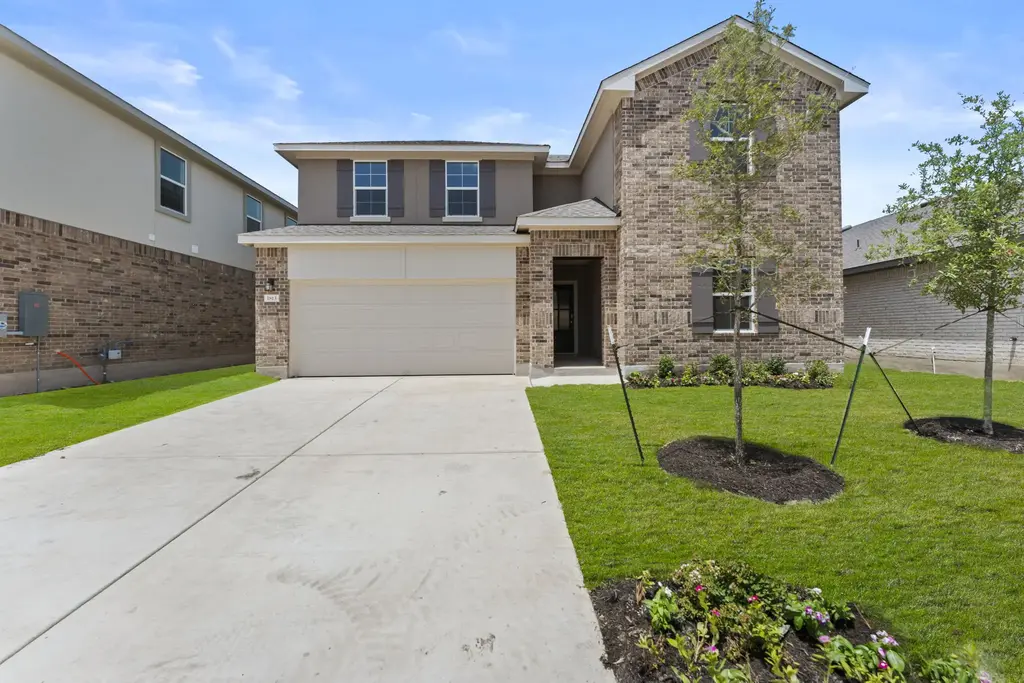 1813 Dandy Brush Drive, Leander