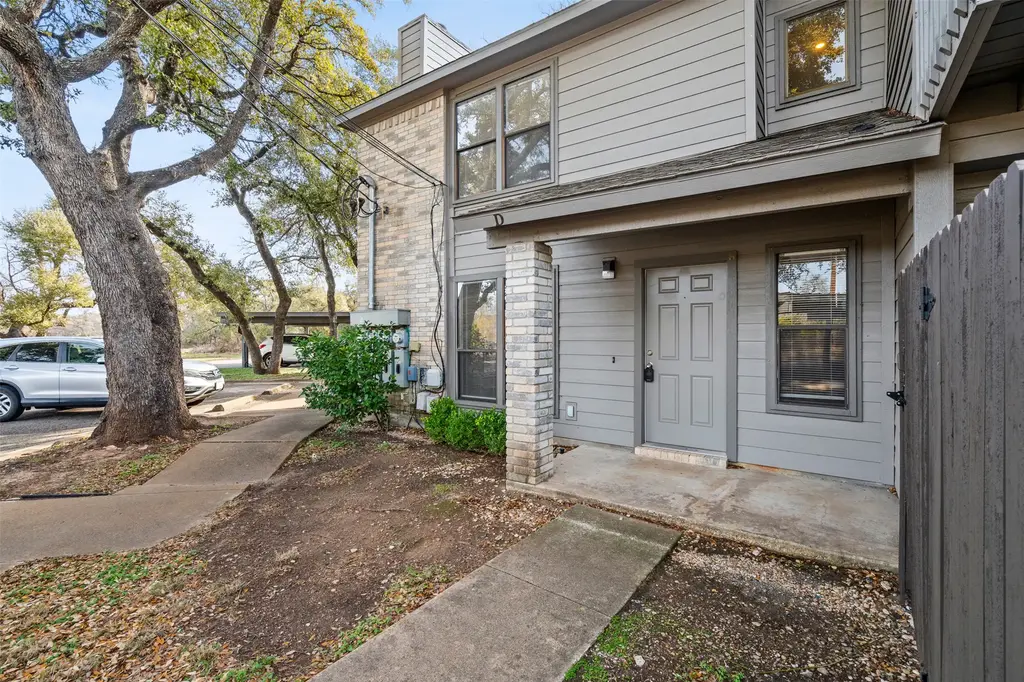 8406 Lyndon Lane C, Austin