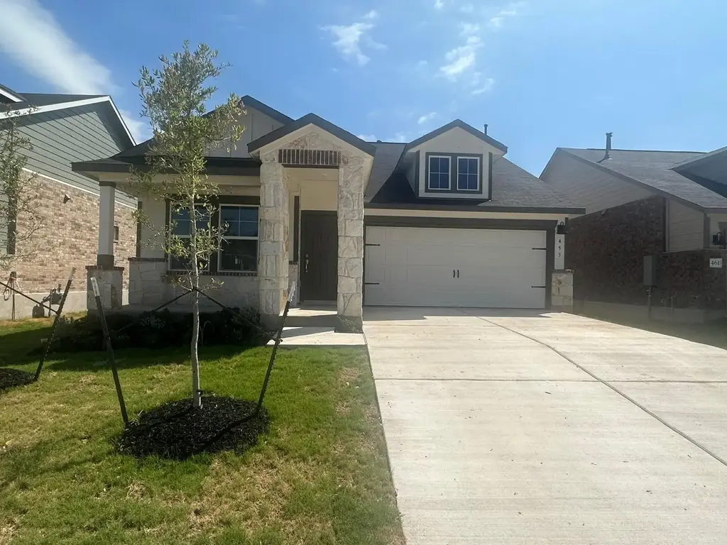453 Alamito Avenue, Kyle