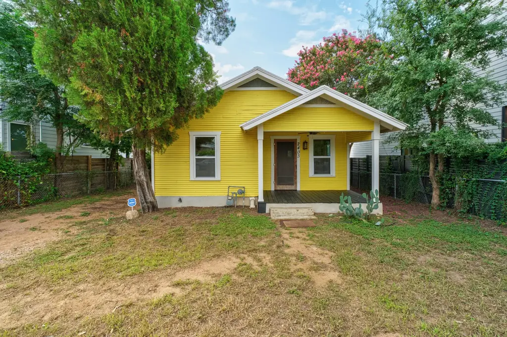 2403 E 11th Street, Austin