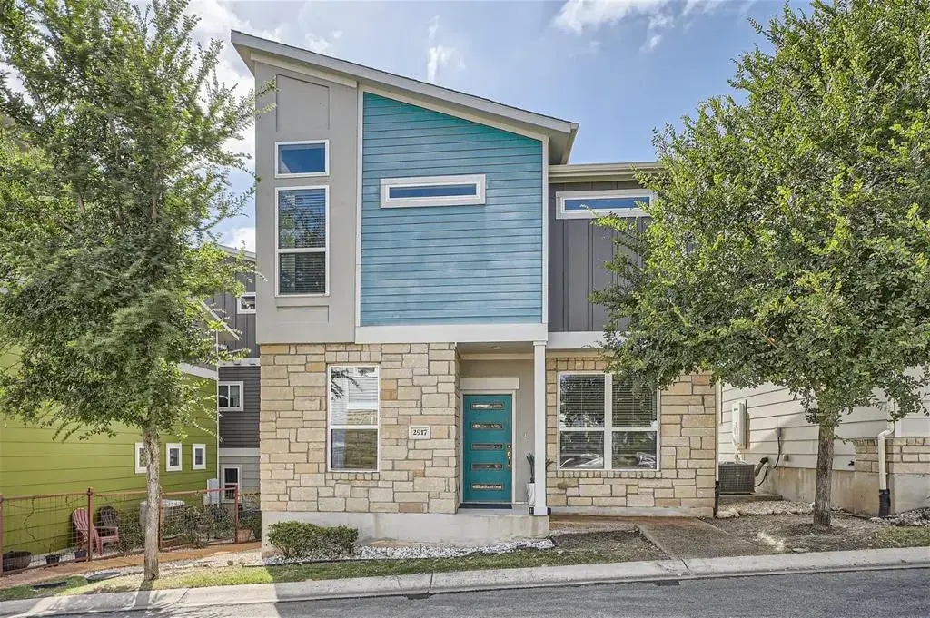 2917 Stock Drive W 128c, Austin