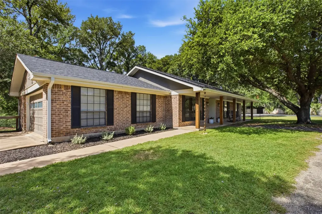 4102 Sequoia Trail W, Georgetown
