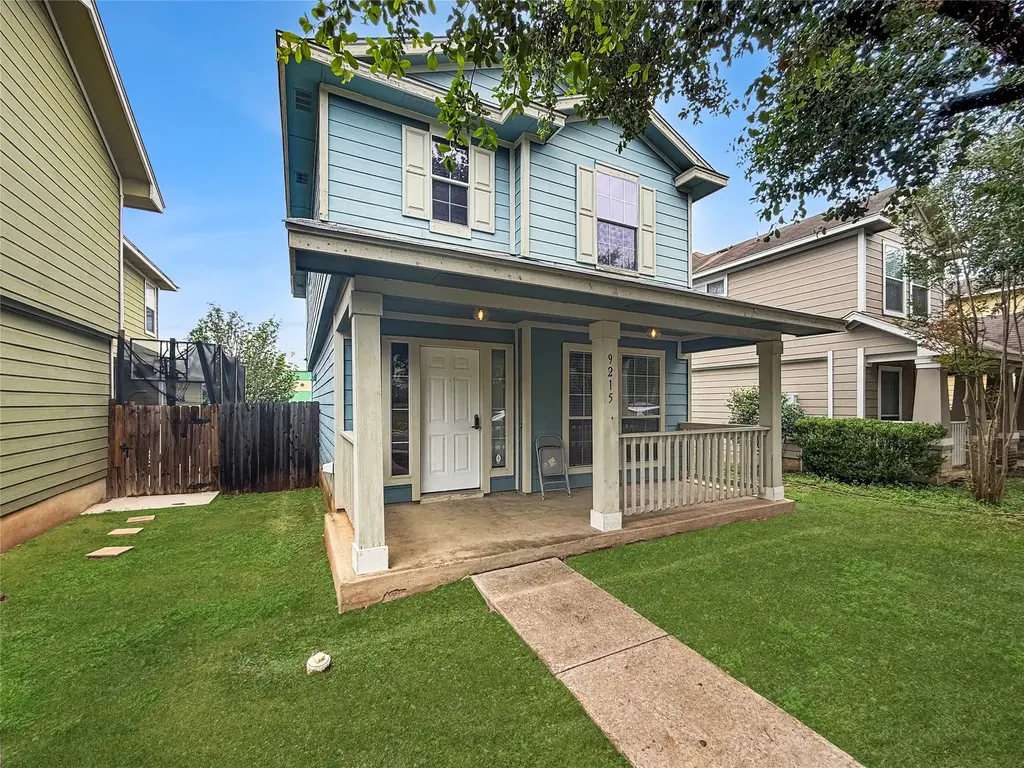 9215 Rowlands Sayle Road, Austin