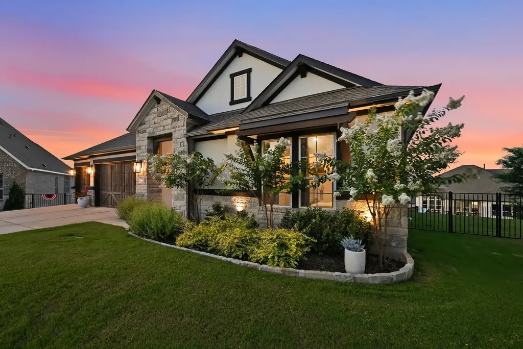 804 Nicosia Court, Leander