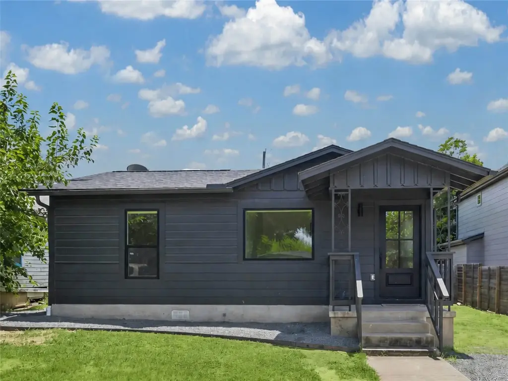 3013 E 14th 1/2 Street, Austin