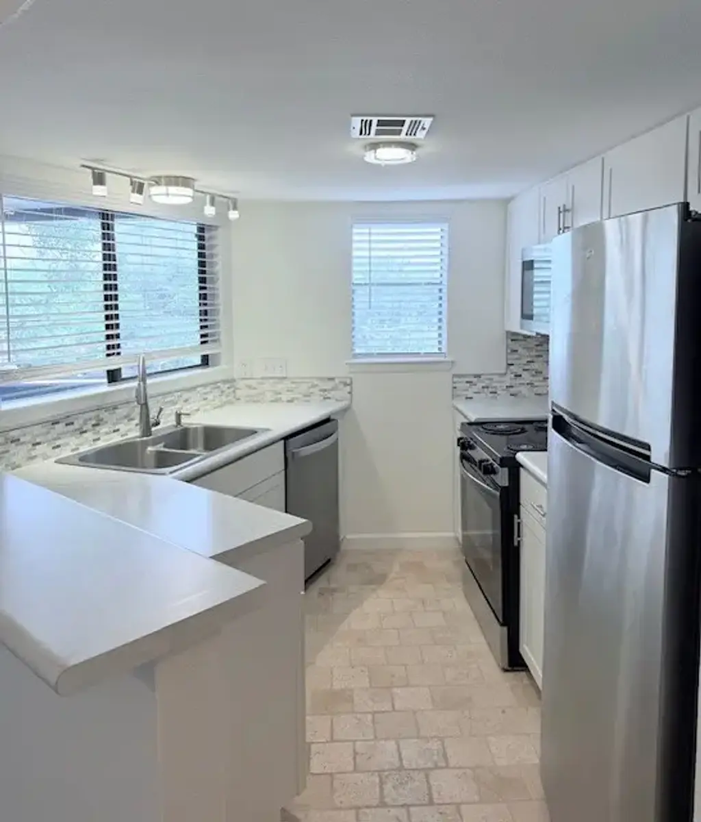 2500 Burleson Road 713, Austin