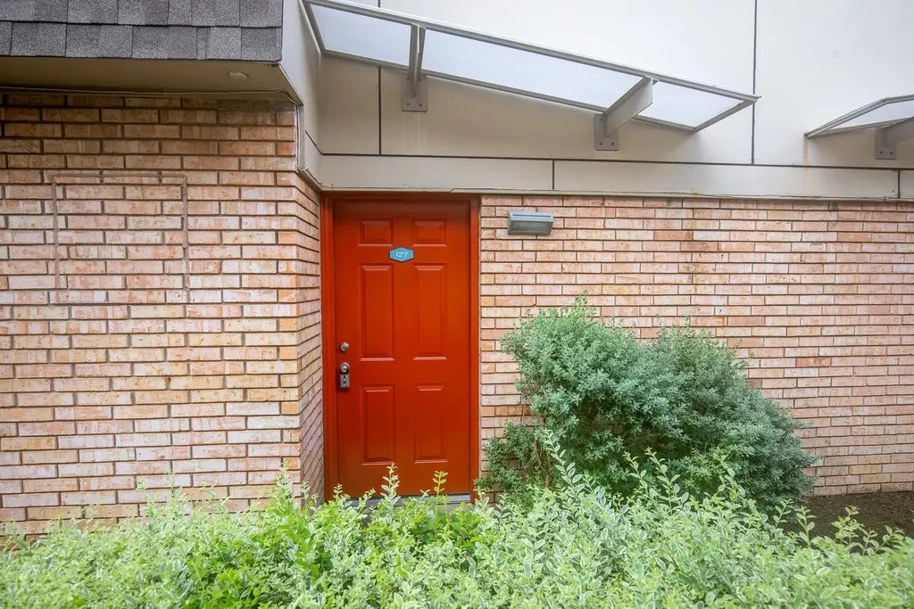 5506 Grover Avenue G127, Austin