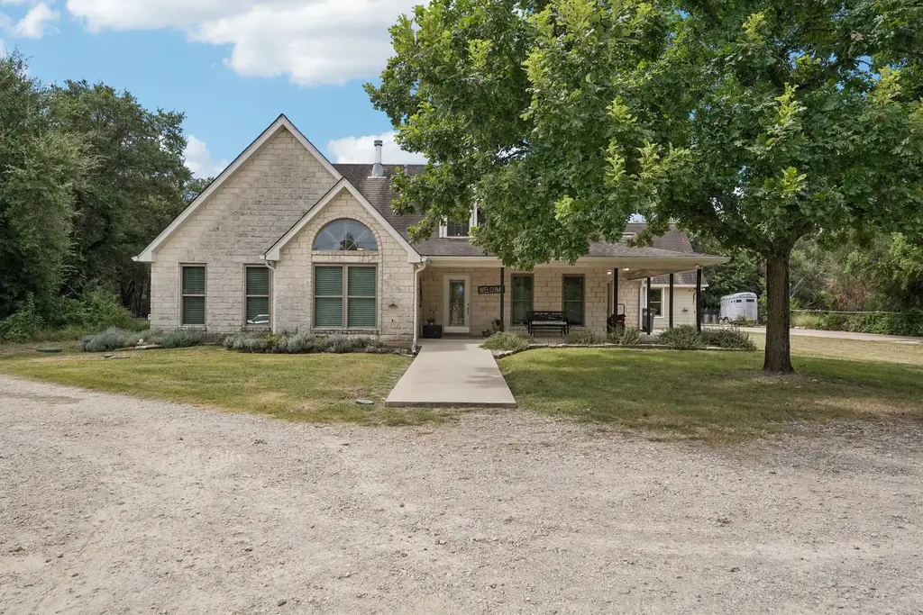 115 Nasoni Trail, Georgetown