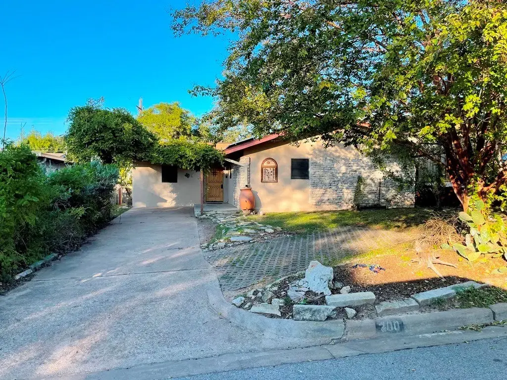 300 El Paso Street, Austin