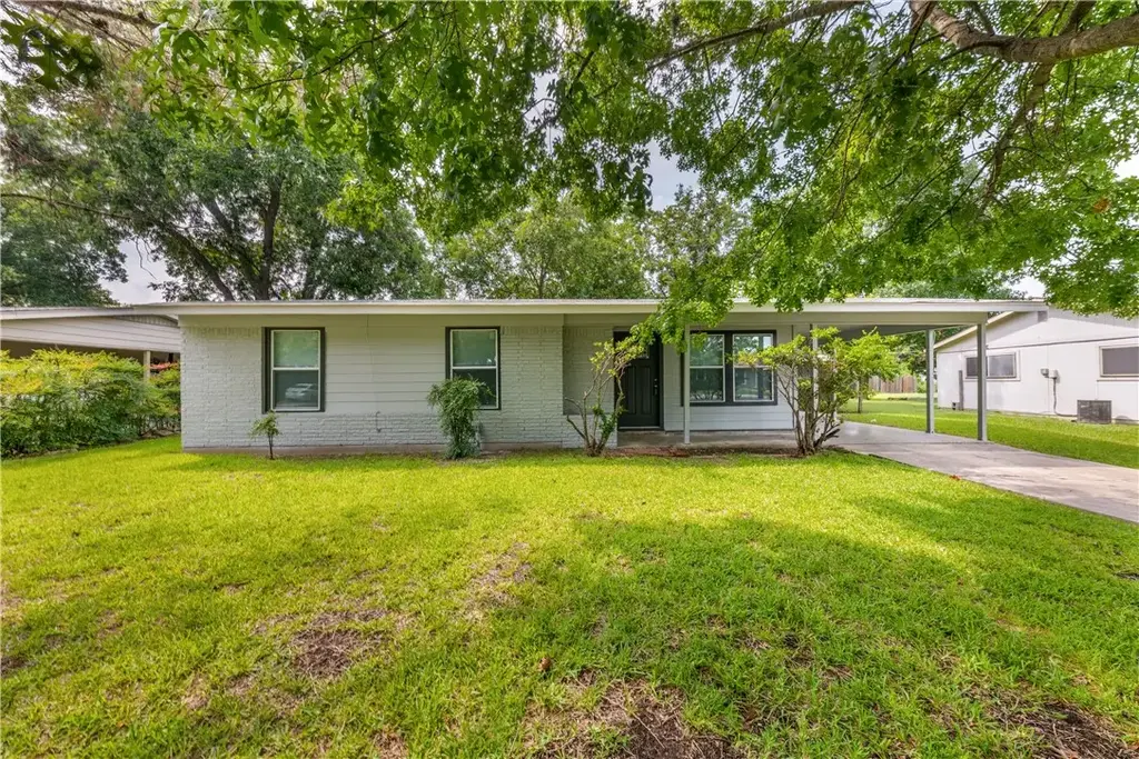 1113 Sycamore Street, San Marcos