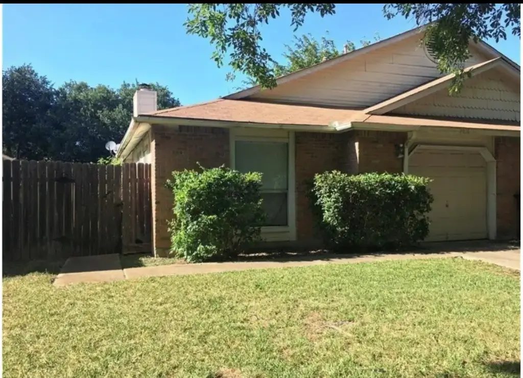 2016 Redwing Way, Round Rock