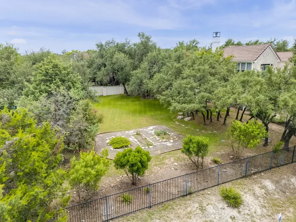9 Wingreen Loop, The Hills