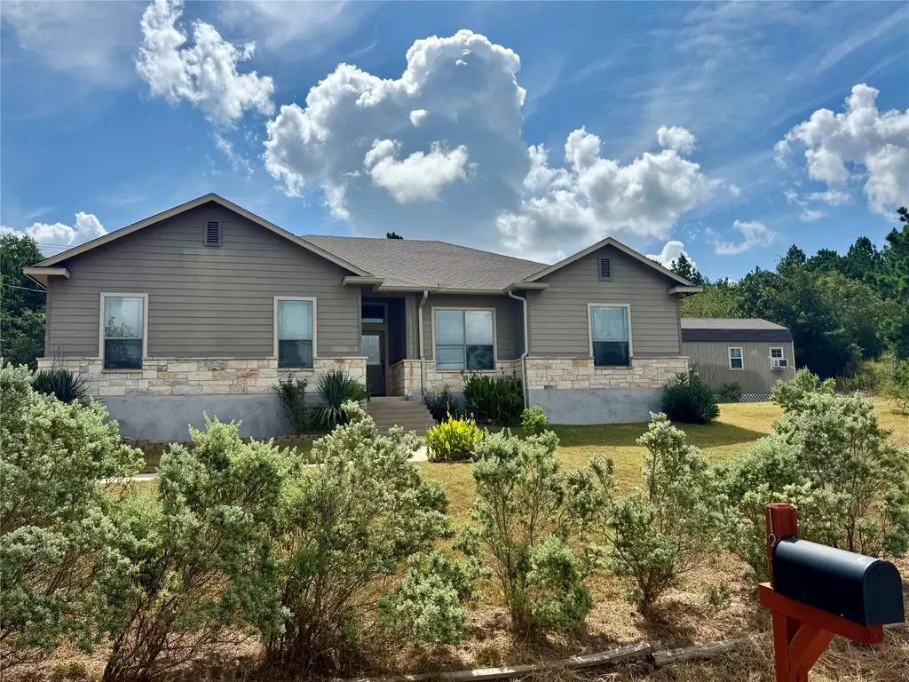 139 Kahalulu Drive, Bastrop