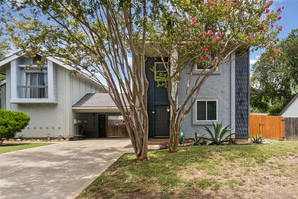 1504 Bridgeway Drive B, Austin