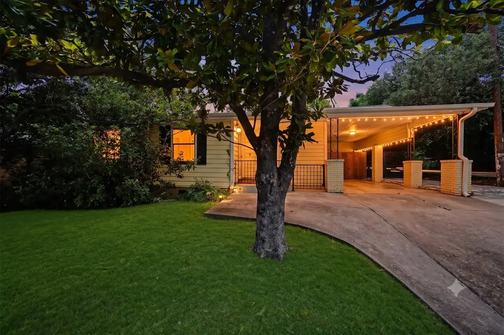 3406 E Martin Luther King Jr Boulevard, Austin