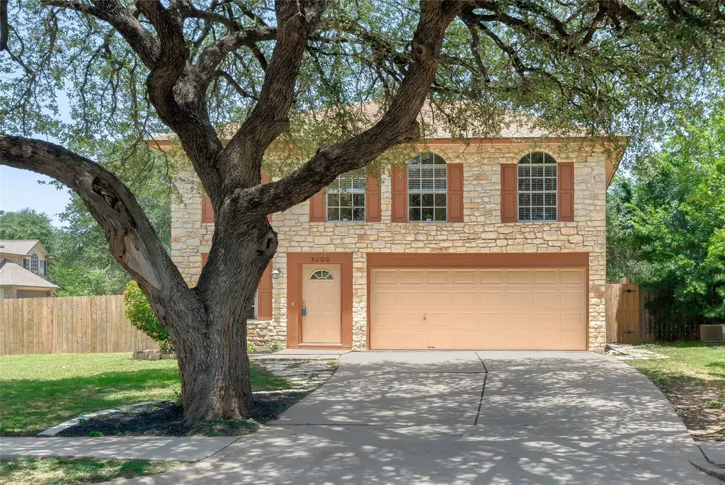 3200 Blazing Star Trail, Cedar Park