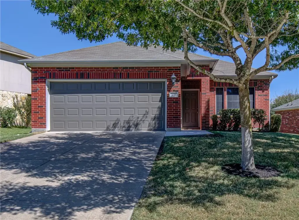 351 Black Cap Run, Buda