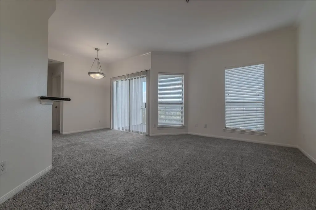6000 Shepherd Mountain Cove 1822, Austin