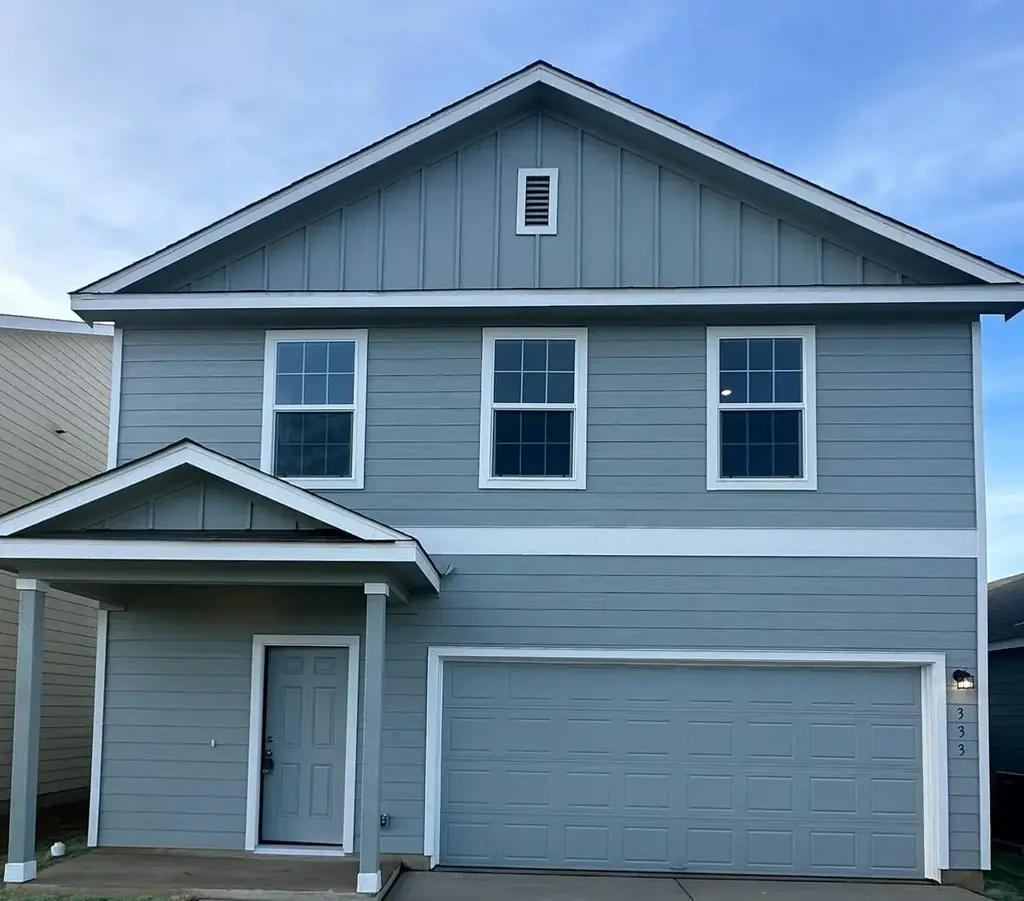 333 Amber Glen, Maxwell