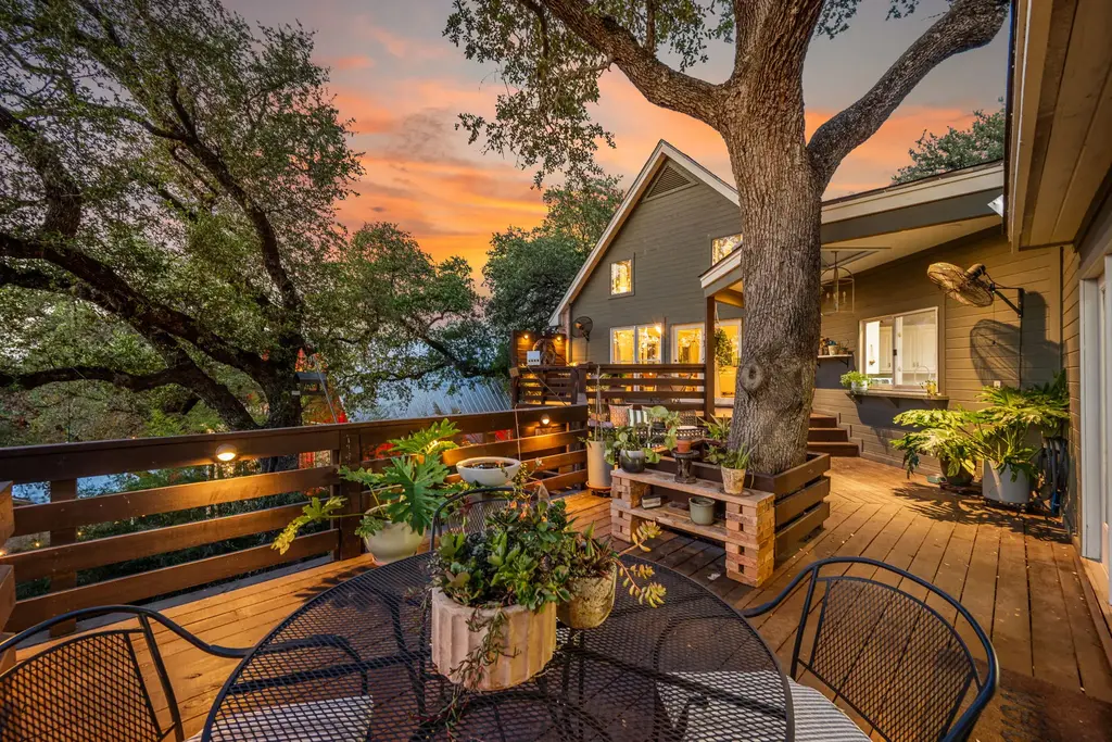 221 Camaro Way, San Marcos