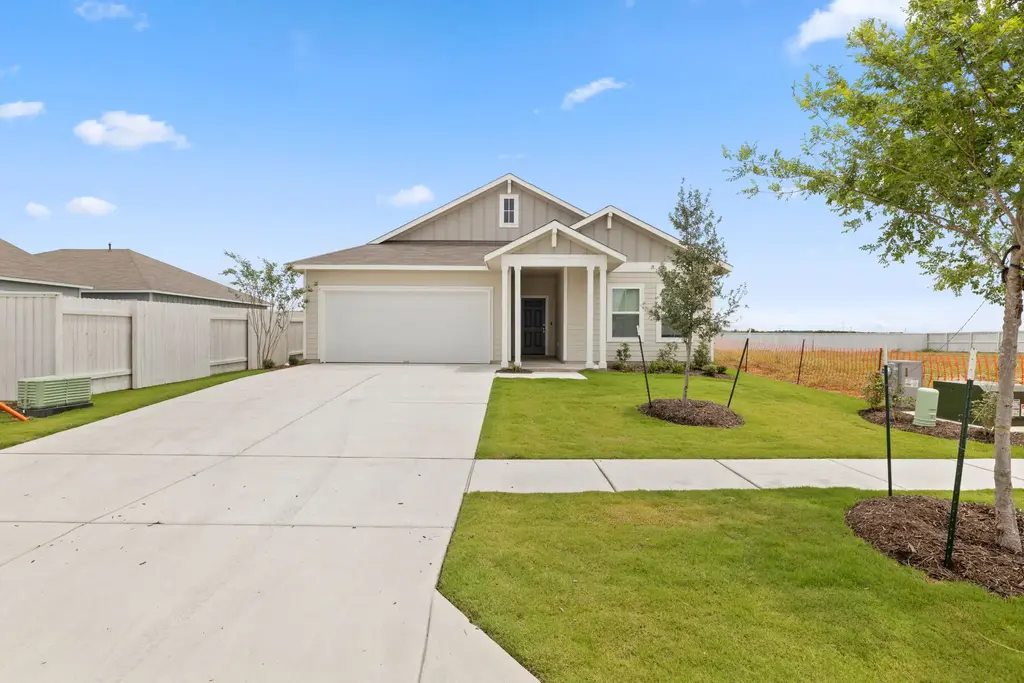 2460 Winding Creek Road, Kyle