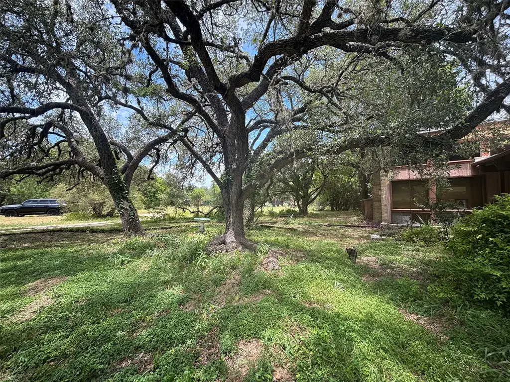 808 Indian Tree Trail, Austin