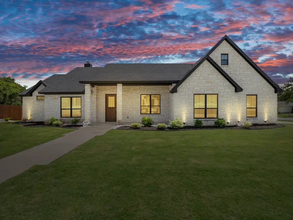 8425 Anna's Spring Drive, Salado
