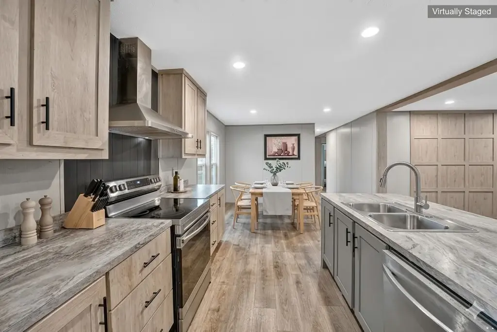 908 Yegua Drive, Lexington
