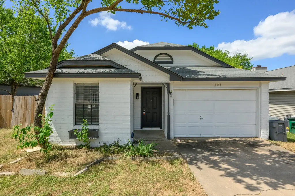1303 Dominique Drive, Austin